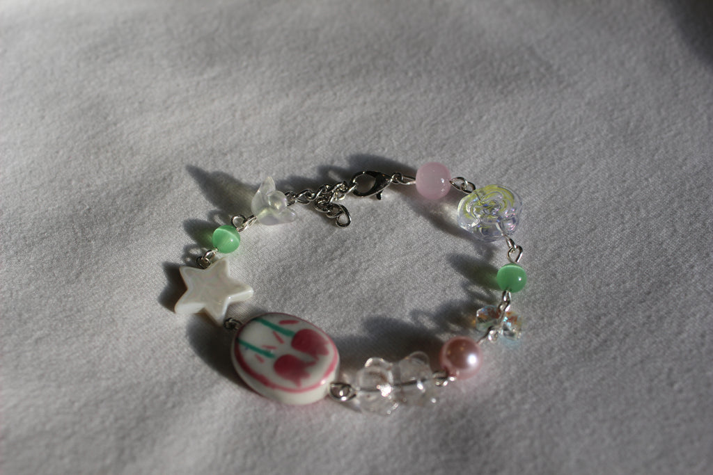 Pink tulip bracelet